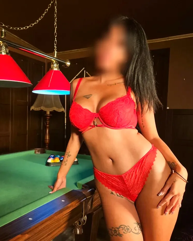 Abigail, 34