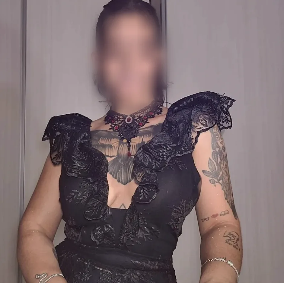 Ayesha, 30
