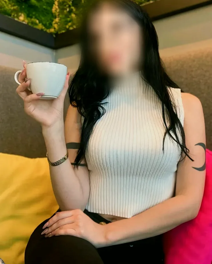 Freya, 29