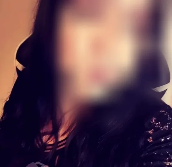 Grace, 28