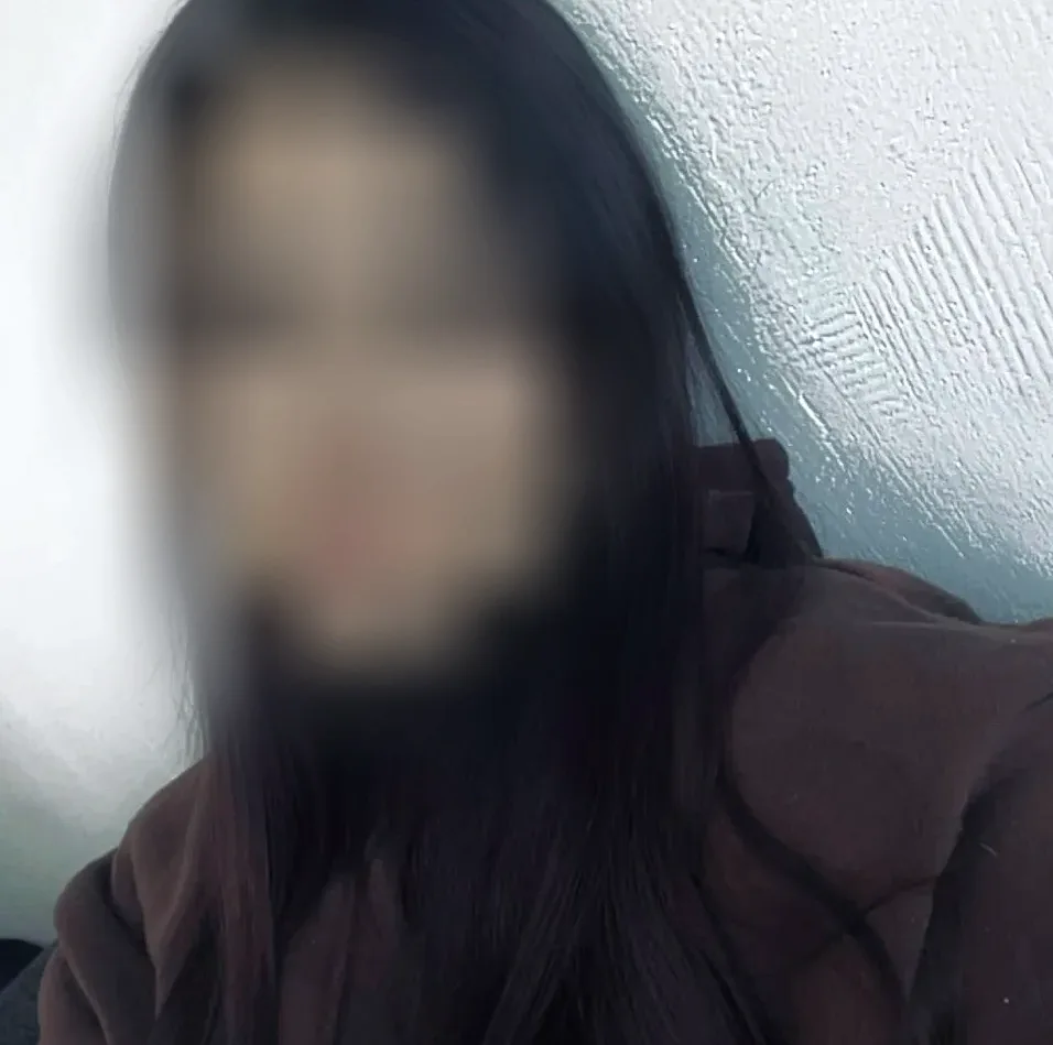 Megan, 21