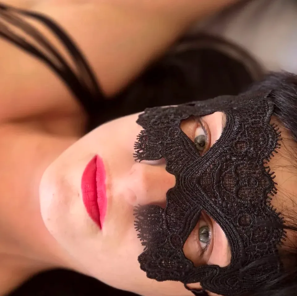 Saoirse, 36